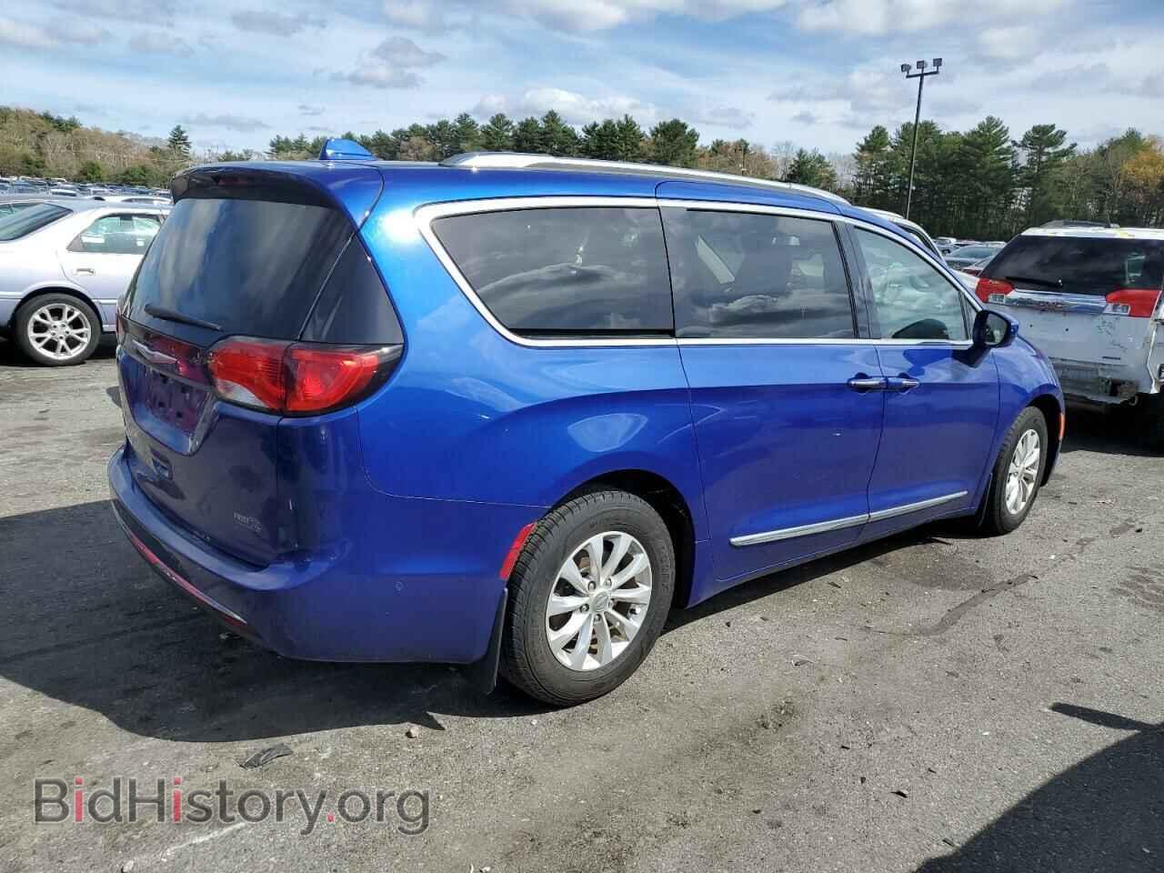 2018 CHRYSLER PACIFICA - VIN: 2C4RC1EG1JR318128 - Фото 3