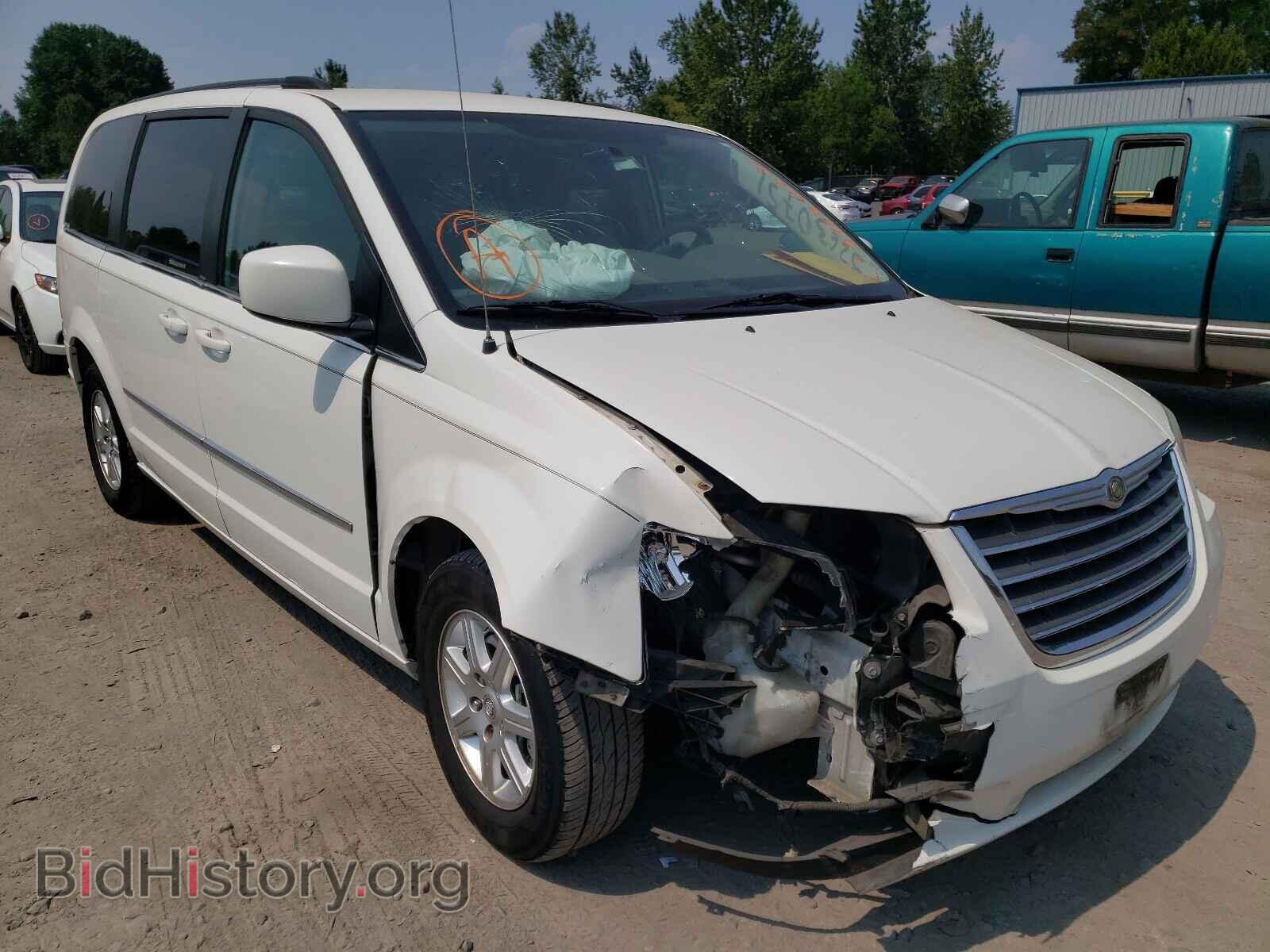 Фотография 2A4RR5D17AR213980 - CHRYSLER MINIVAN 2010