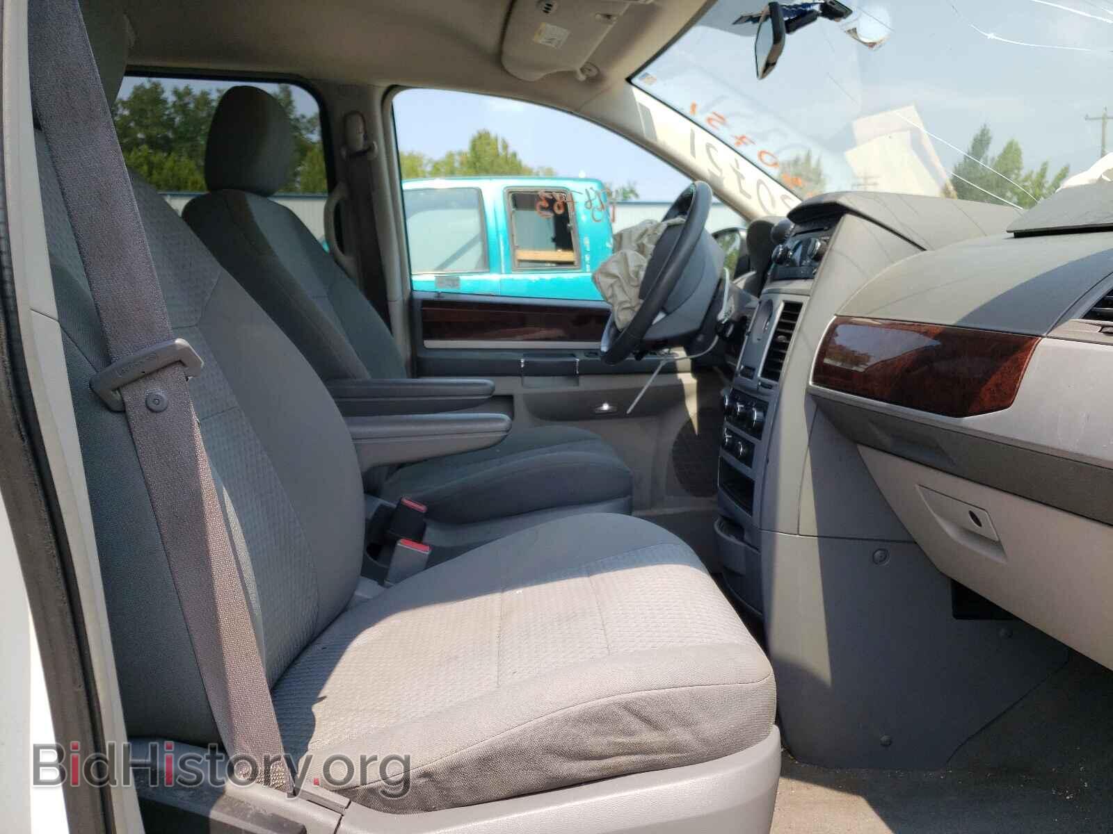2010 CHRYSLER MINIVAN - VIN: 2A4RR5D17AR213980 - Фото 5