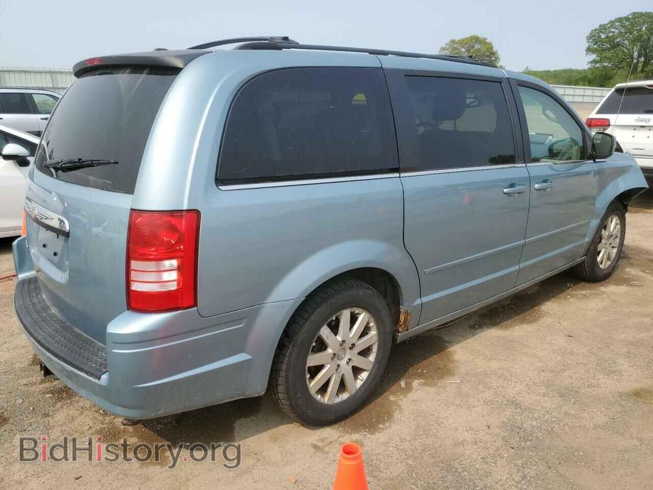 2008 CHRYSLER MINIVAN - VIN: 2A8HR54P98R687163 - Фото 3