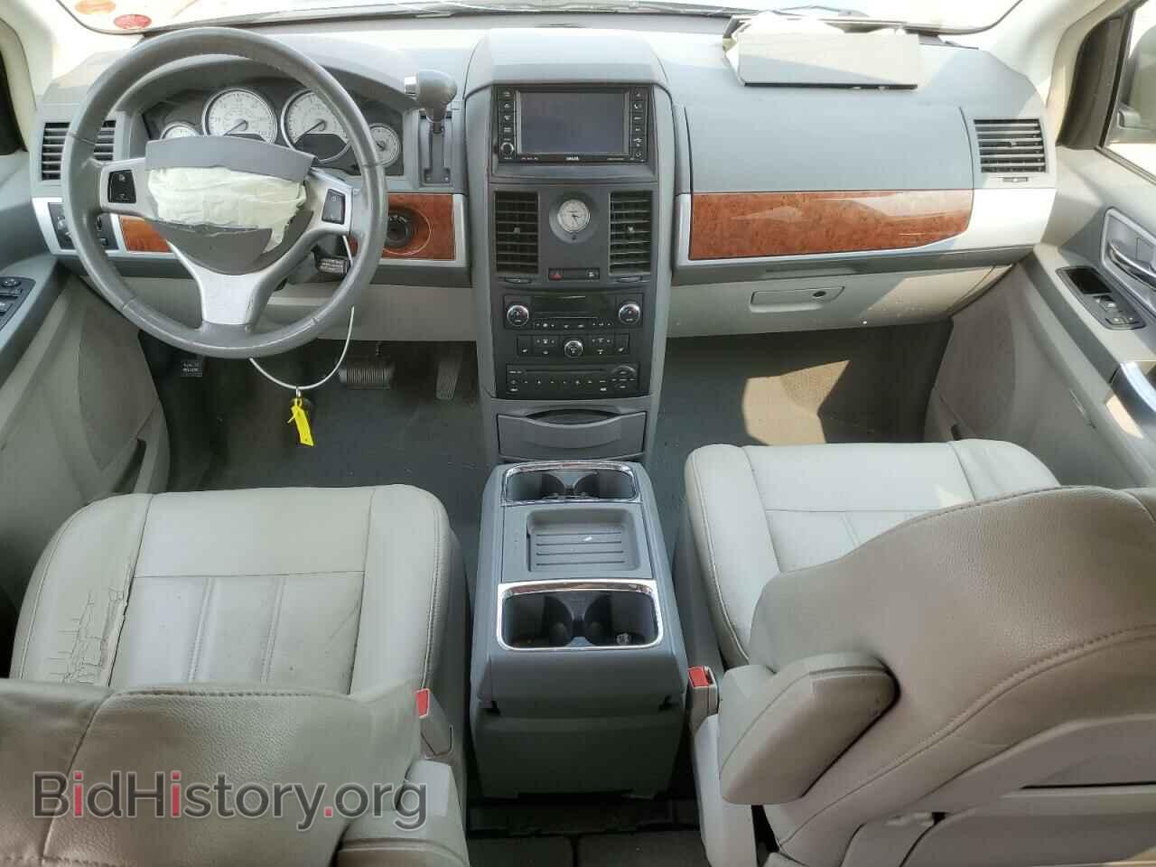2008 CHRYSLER MINIVAN - VIN: 2A8HR54P98R687163 - Фото 8