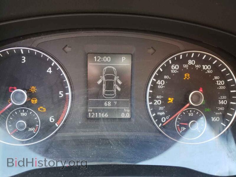 2014 Volkswagen PASSAT (VIN 1VWBN7A30EC005925) — photo 9 of 12