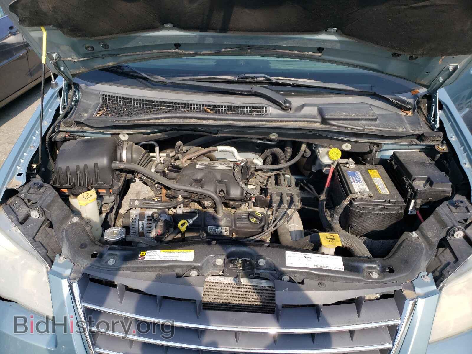 2008 CHRYSLER MINIVAN - VIN: 2A8HR54P78R738353 - Фото 7