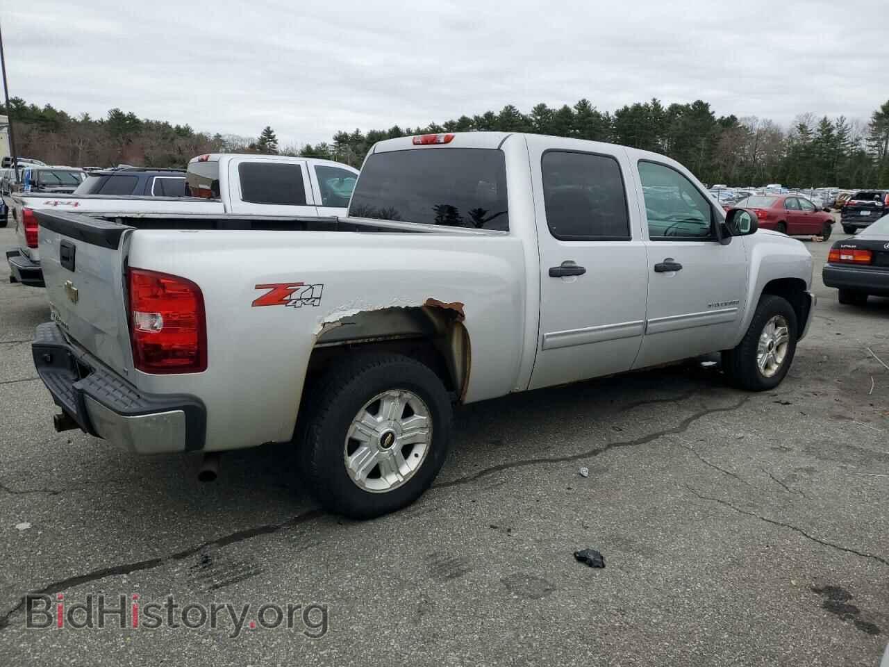 2011 CHEVROLET ALL Models - VIN: 3GCPKSE34BG340130 - Фото 3