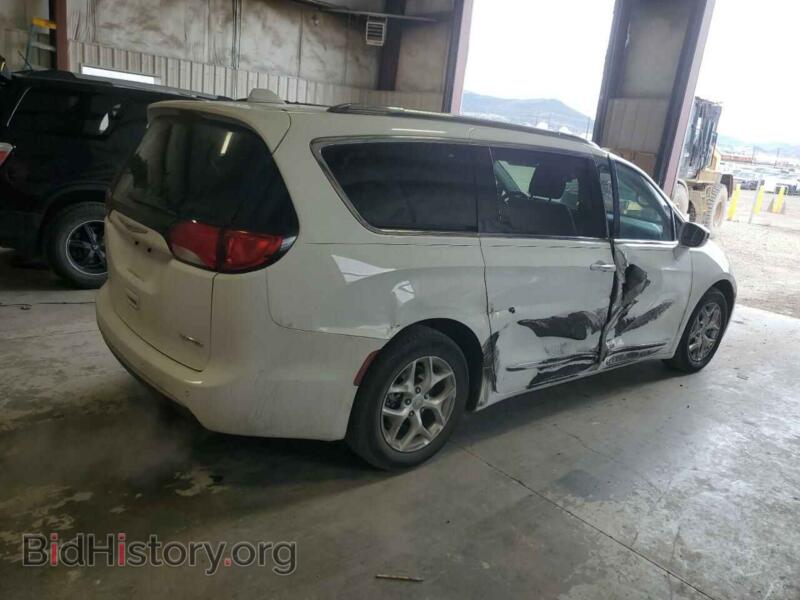 2020 Chrysler PACIFICA (VIN 2C4RC1GG5LR109622) — фото 3 из 13