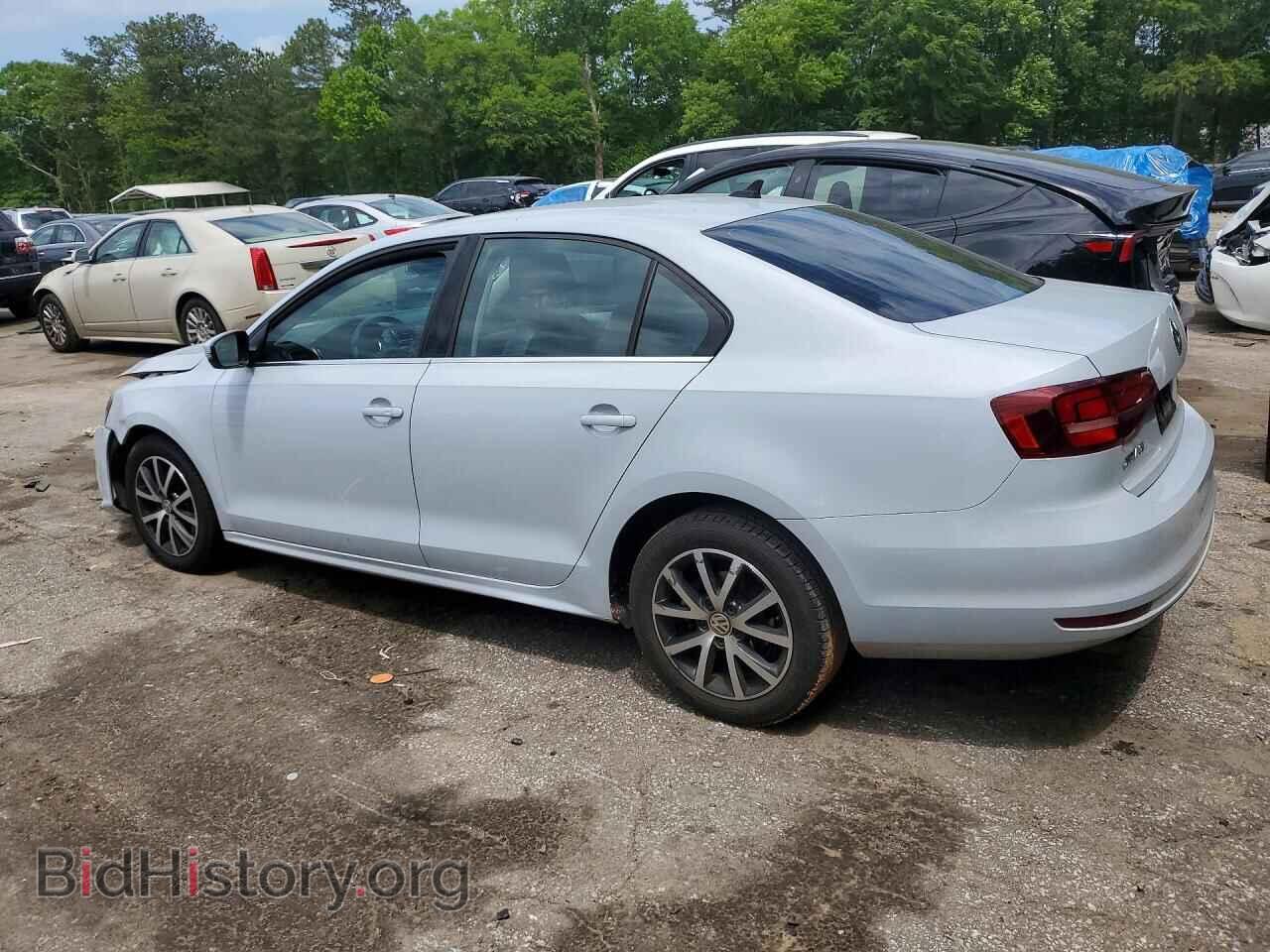 2017 VOLKSWAGEN JETTA - VIN: 3VWDB7AJXHM266773 - Photo 2