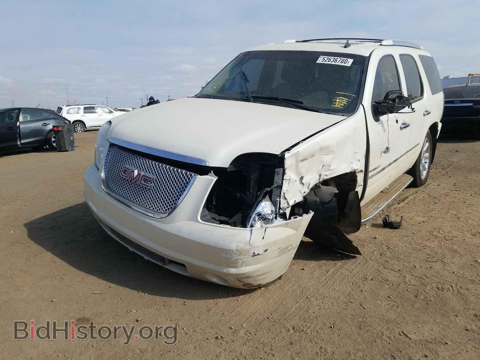 2011 GMC YUKON - VIN: 1GKS2EEF9BR209141 - Фото 2