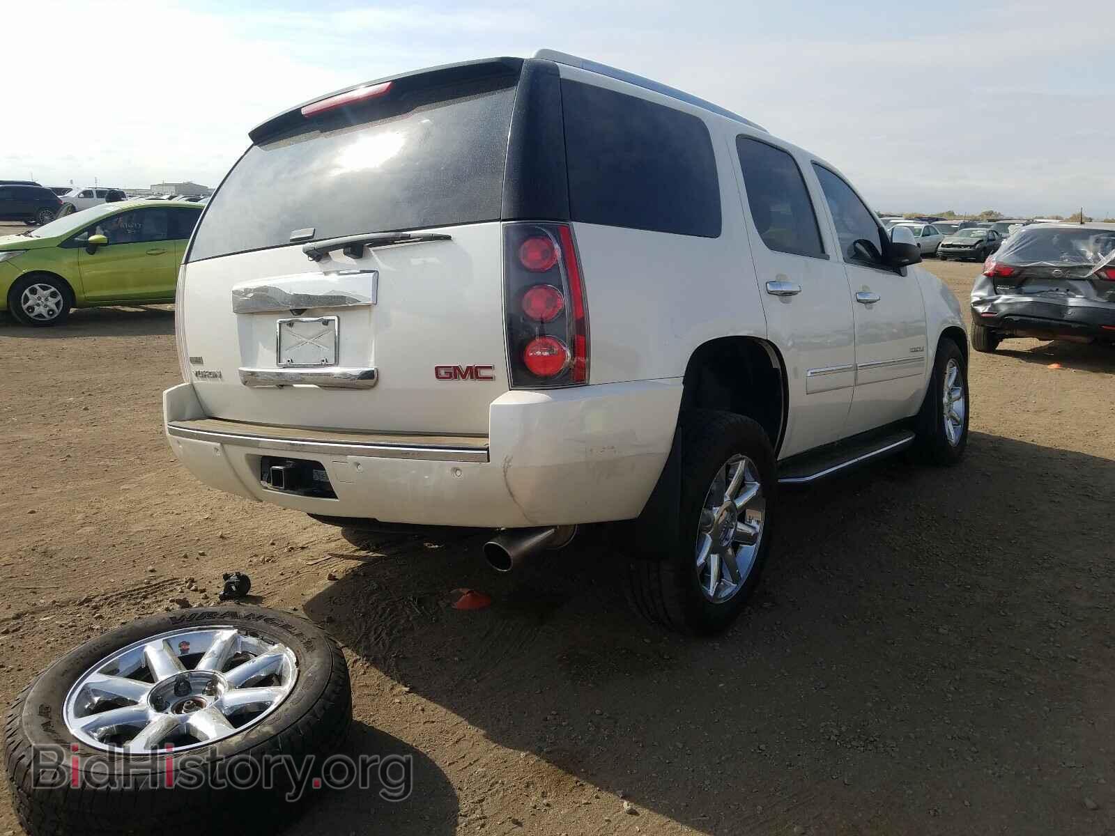 2011 GMC YUKON - VIN: 1GKS2EEF9BR209141 - Фото 4