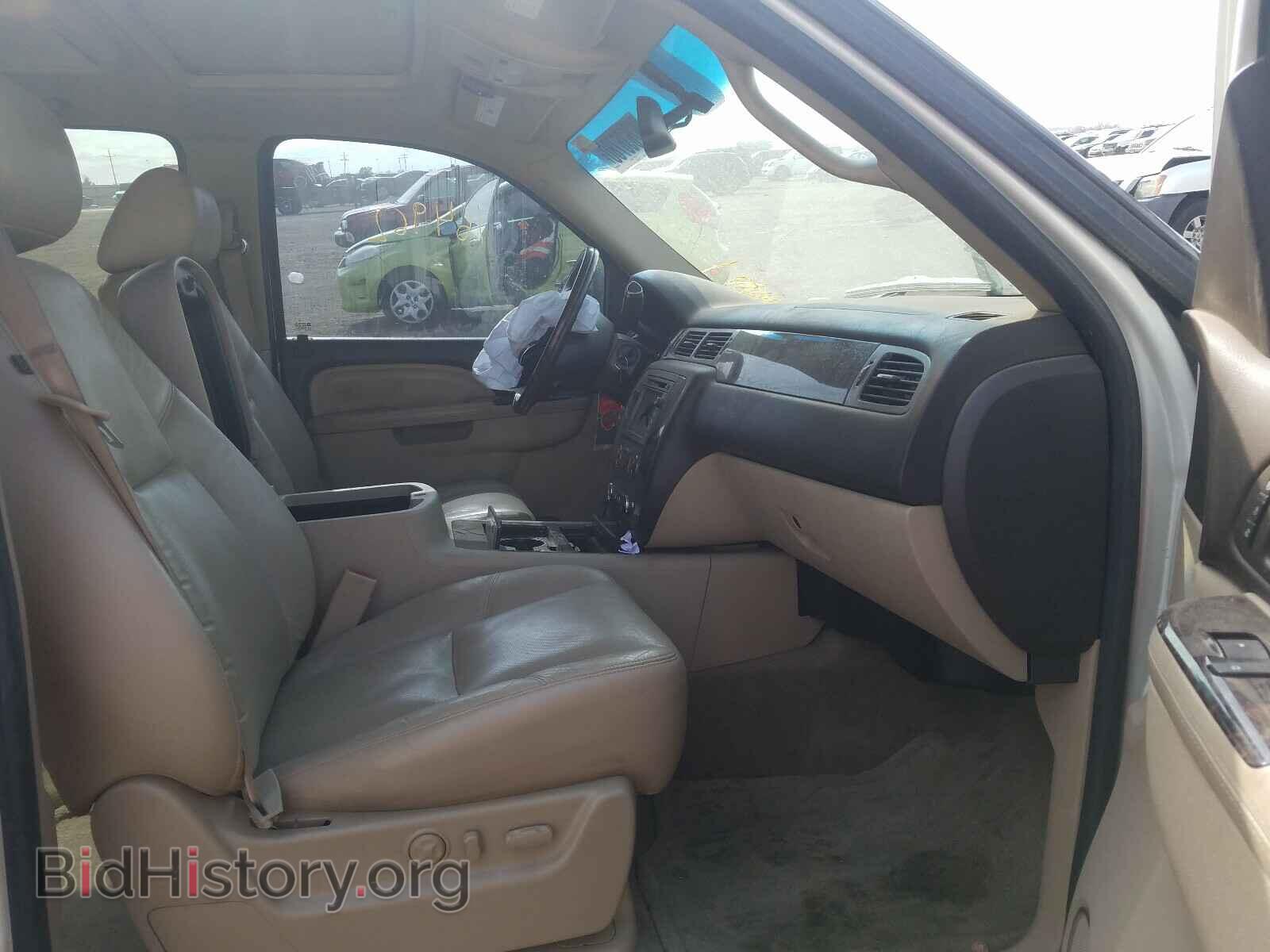 2011 GMC YUKON - VIN: 1GKS2EEF9BR209141 - Фото 5