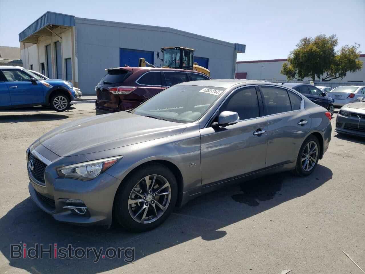Photo JN1EV7AP2HM741267 - INFINITI Q50 2017