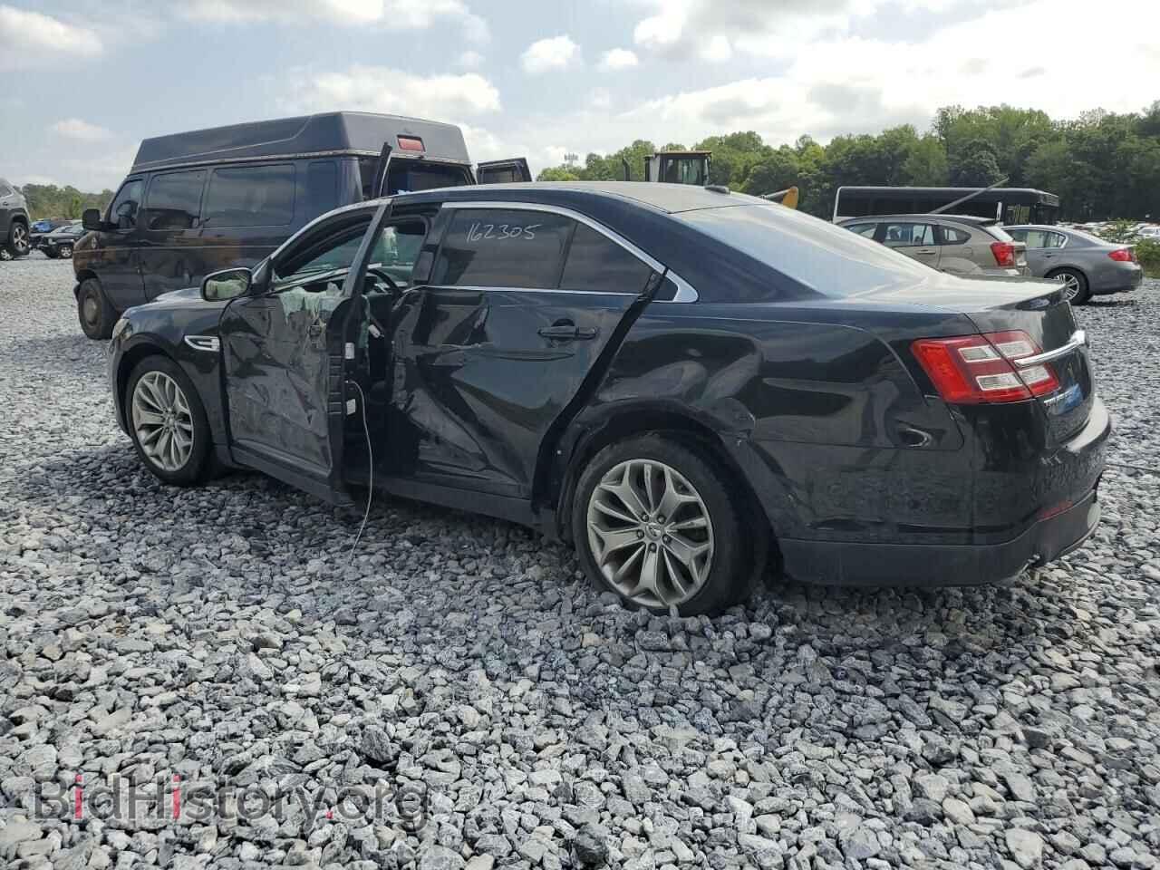2013 FORD TAURUS - VIN: 1FAHP2F82DG181306 - Фото 2