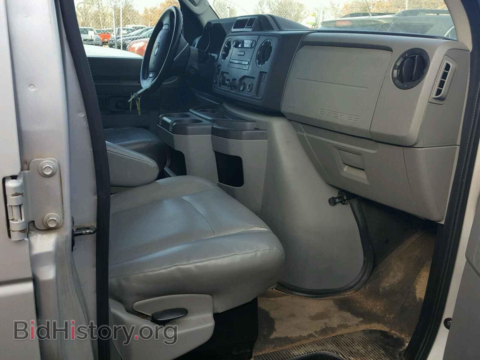 2010 FORD ECONOLINE - VIN: 1FBNE3BL4ADA68025 - Фото 5