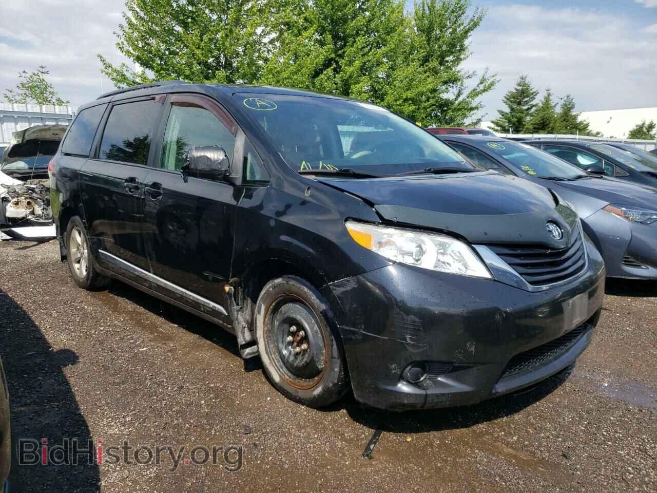 Photo 5TDKK3DC4CS196695 - TOYOTA SIENNA 2012
