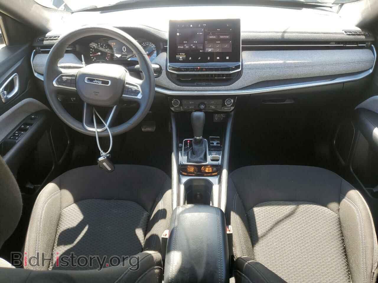 2024 JEEP COMPASS - VIN: 3C4NJDAN1RT594604 - Фото 8