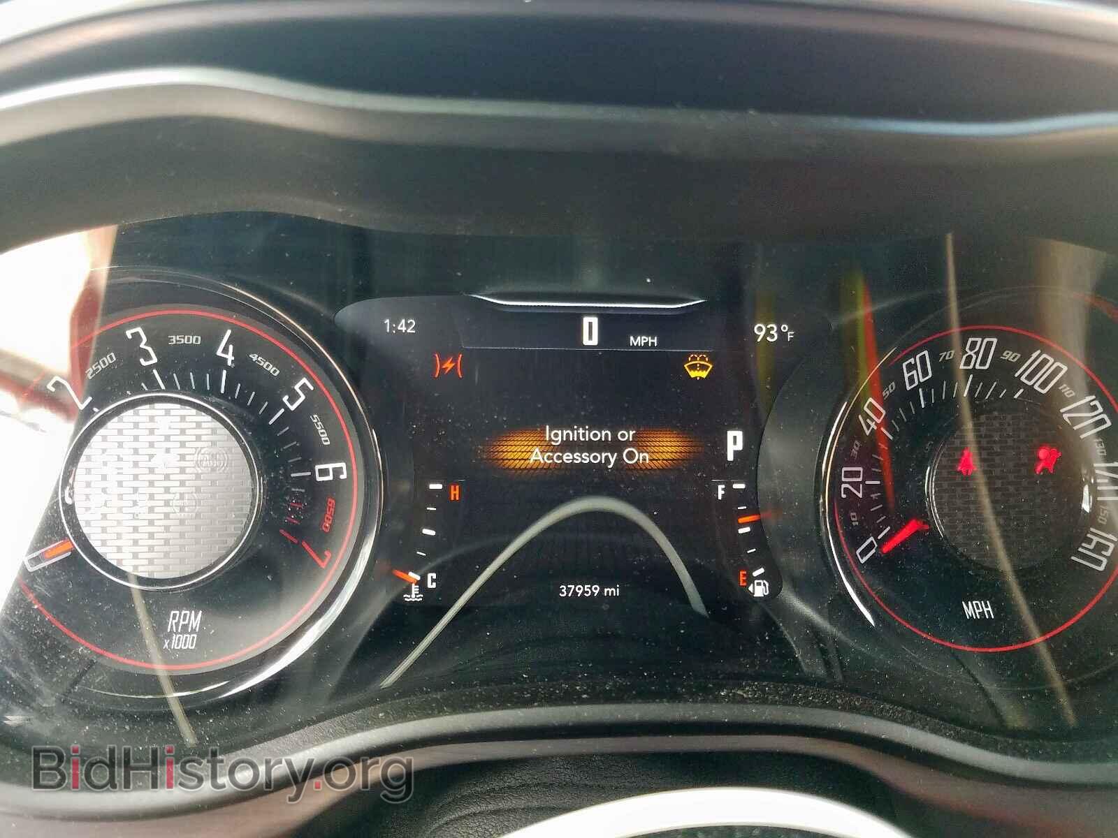2017 DODGE CHALLENGER - VIN: 2C3CDZAG1HH519149 - Photo 8