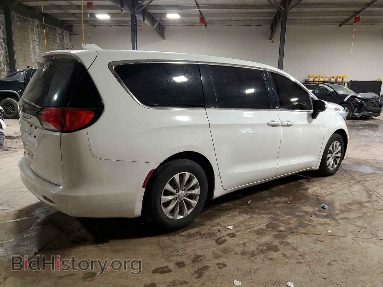 2017 CHRYSLER PACIFICA - VIN: 2C4RC1DG6HR511175 - Фото 3