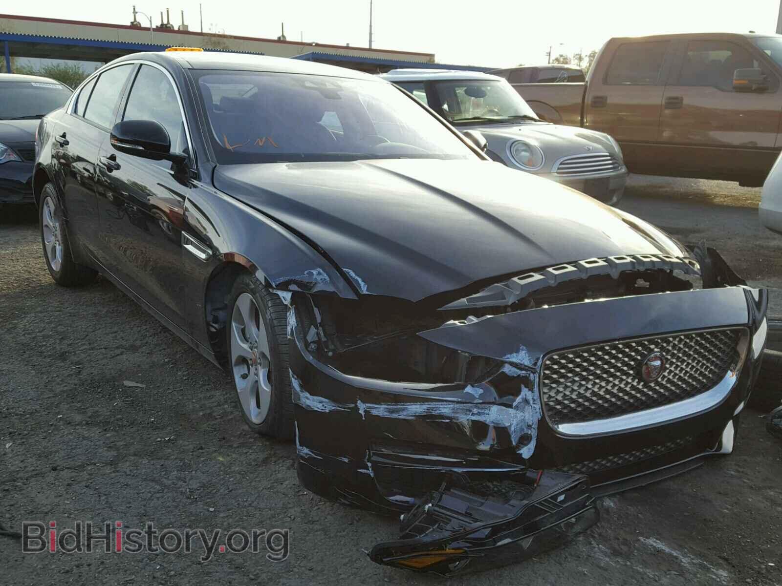 Photo SAJAR4BG5HA972499 - JAGUAR XE 2017