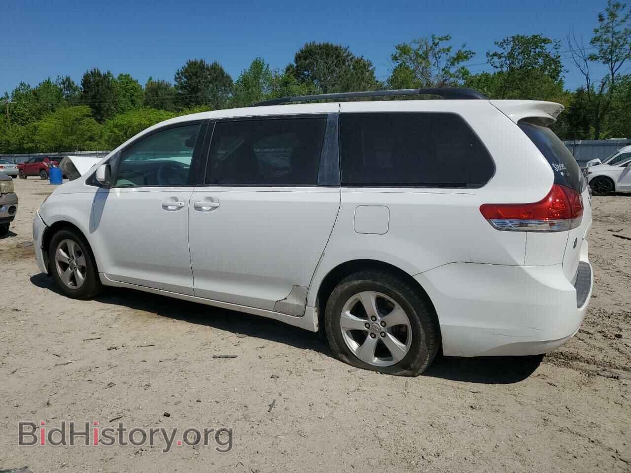 2011 TOYOTA All Models - VIN: 5TDKK3DC1BS100231 - Фото 2