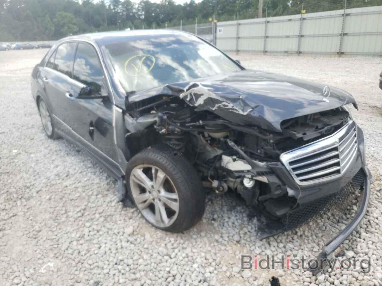 Photo WDDHF5KBXDA697146 - MERCEDES-BENZ E-CLASS 2013