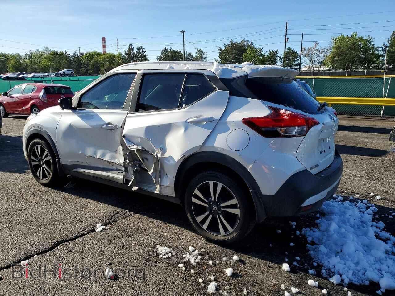 2019 NISSAN KICKS - VIN: 3N1CP5CU2KL520195 - Фото 2