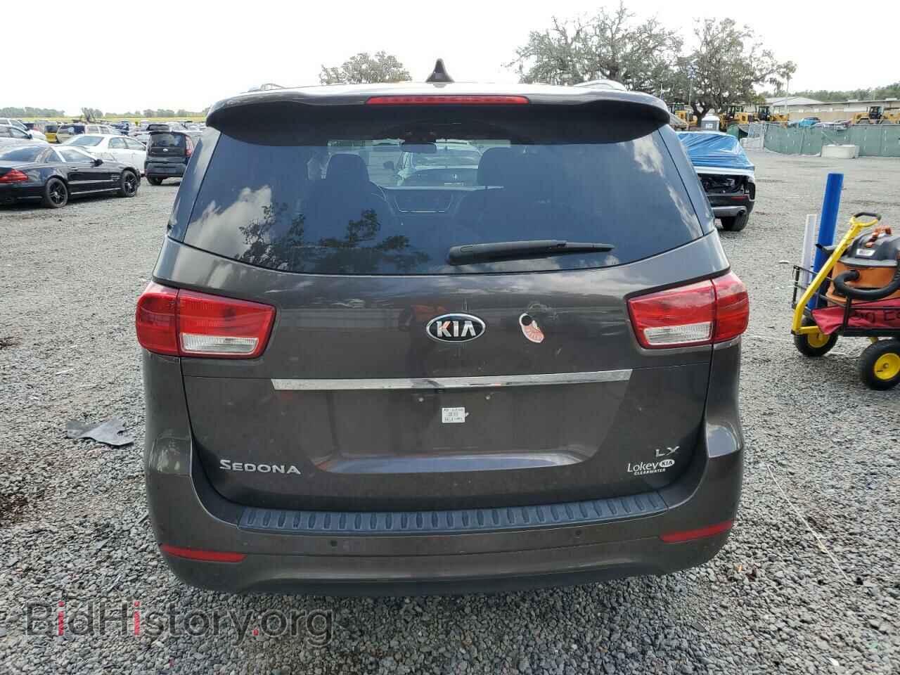 2017 KIA All Models - VIN: KNDMB5C19H6284718 - Photo 6