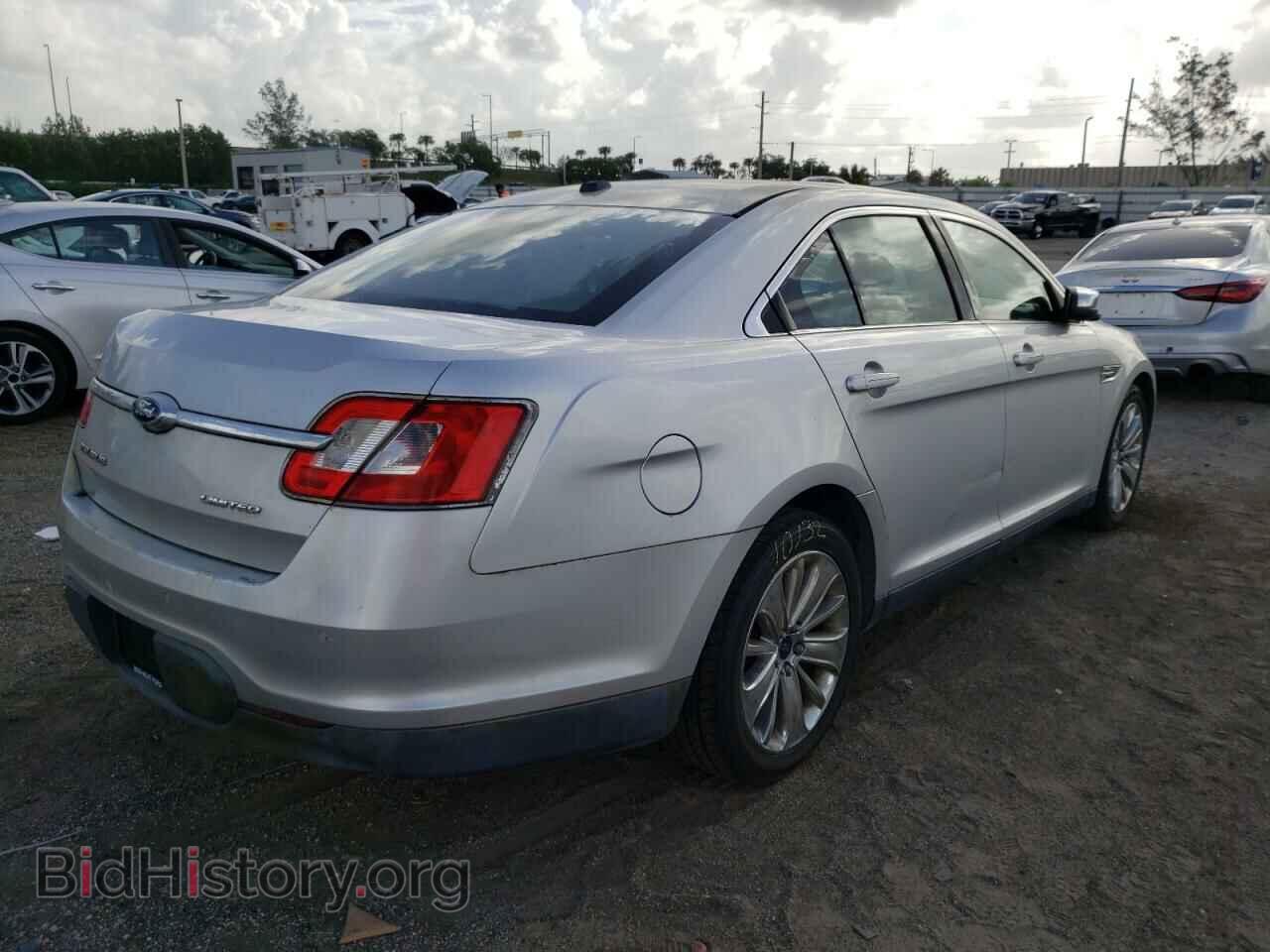2011 FORD TAURUS - VIN: 1FAHP2FWXBG107613 - Photo 4