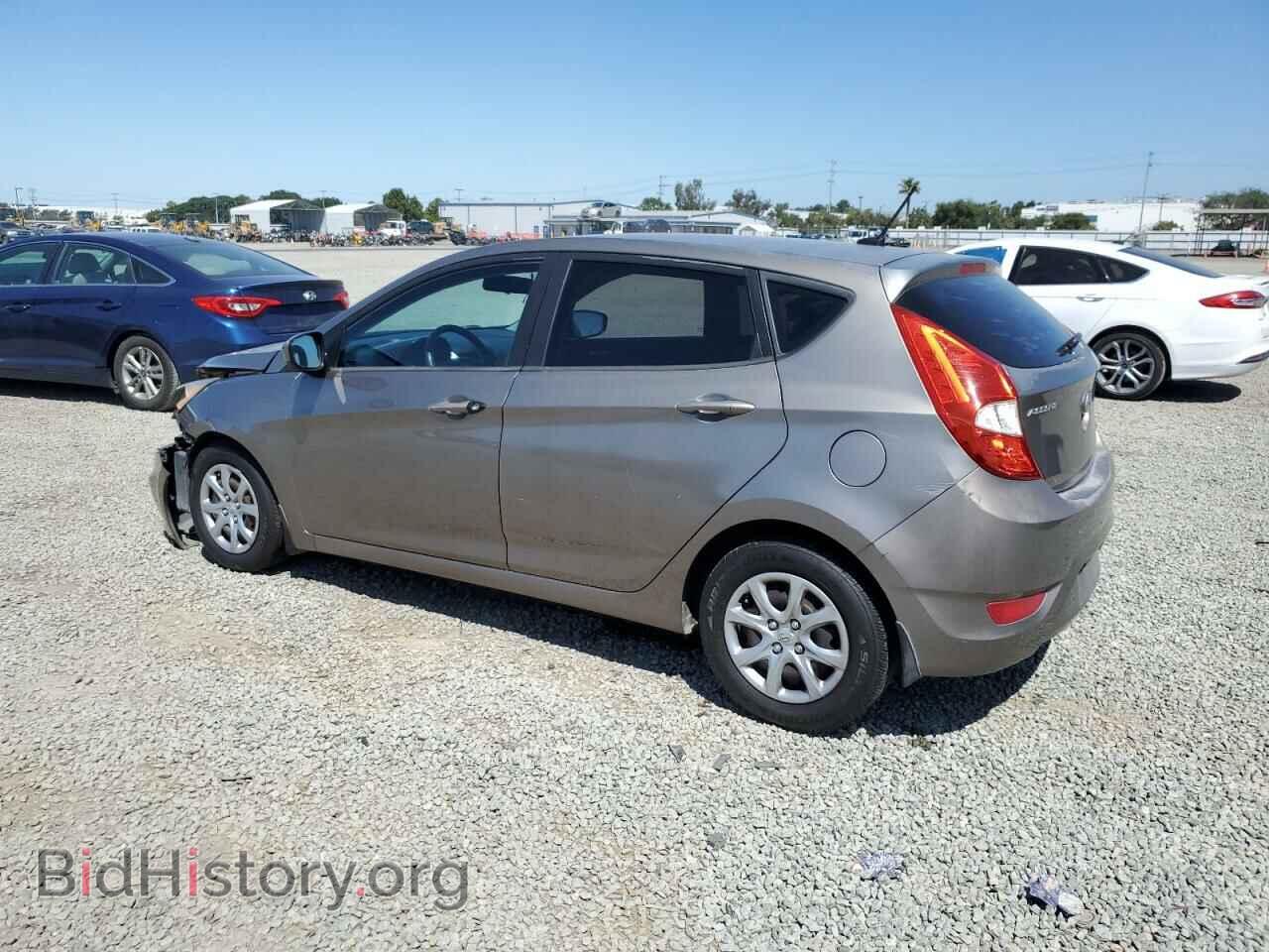 2013 HYUNDAI ACCENT - VIN: KMHCT5AE3DU106562 - Фото 2