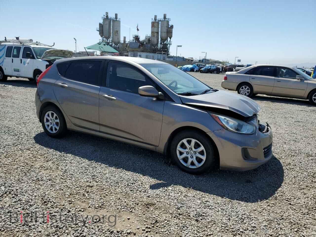 2013 HYUNDAI ACCENT - VIN: KMHCT5AE3DU106562 - Фото 4