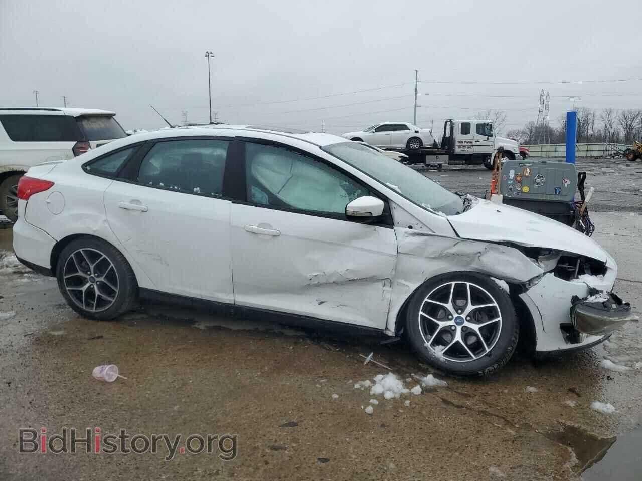 2017 FORD FOCUS - VIN: 1FADP3H27HL209885 - Photo 4