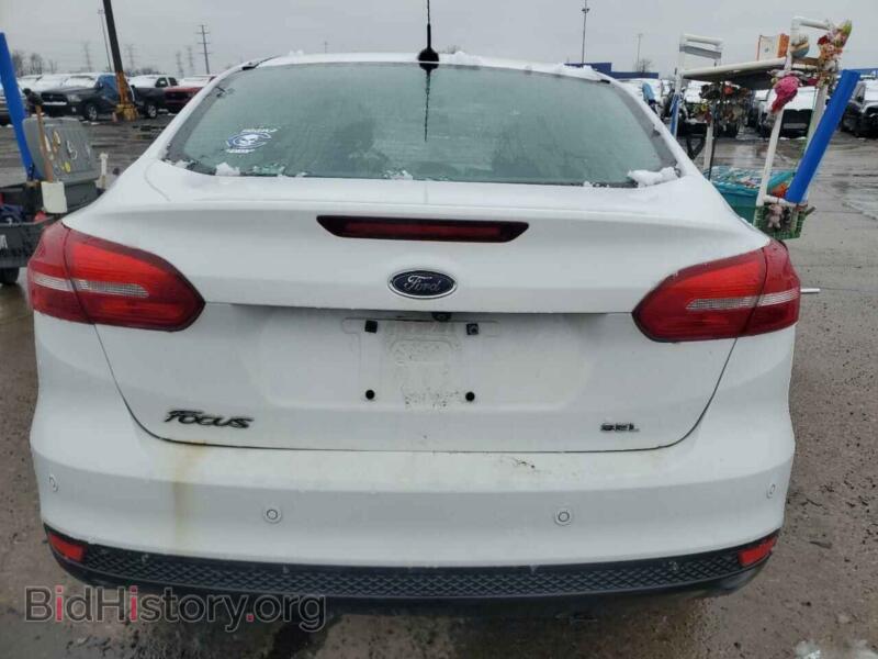 2017 Ford FOCUS (VIN 1FADP3H27HL209885) — фото 6 из 15