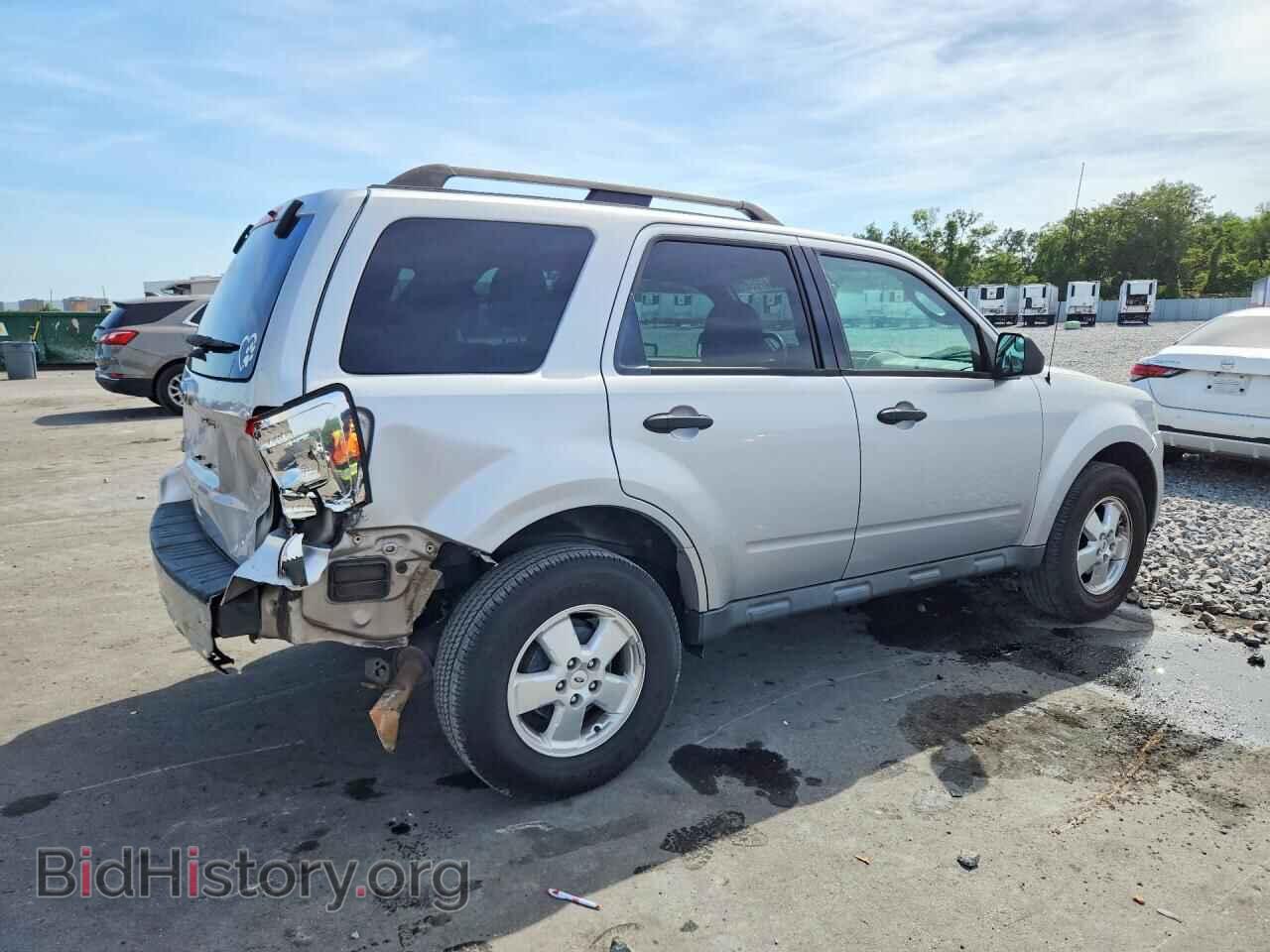 2011 FORD ESCAPE - VIN: 1FMCU9D79BKC05302 - Фото 3
