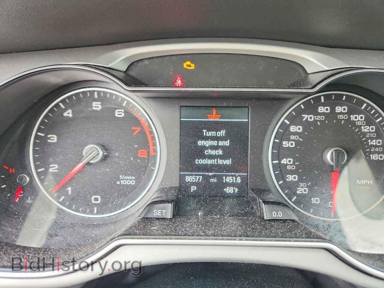 2016 AUDI A4 - VIN: WAUFFAFL5GN000621 - Фото 9