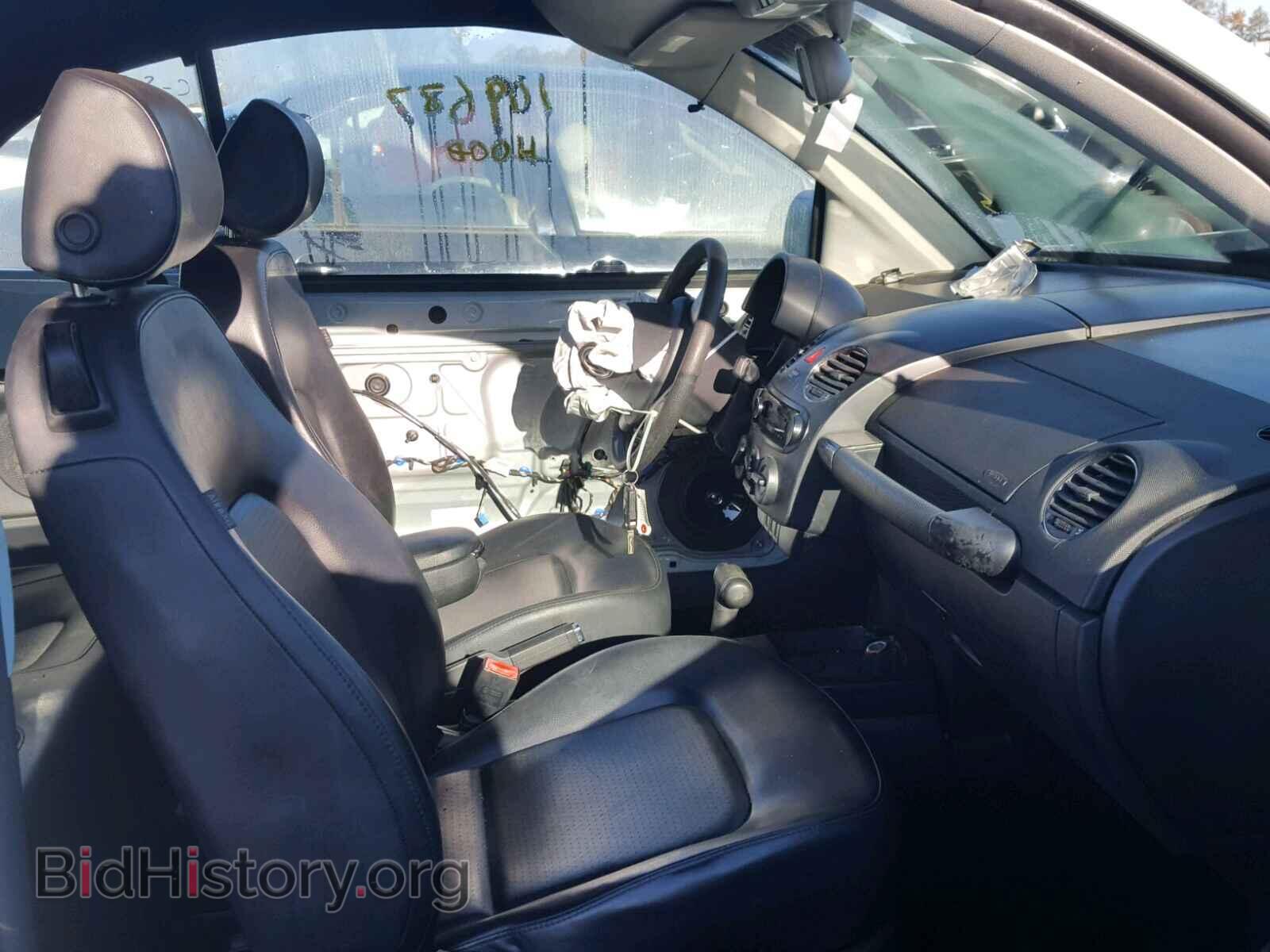 2006 VOLKSWAGEN BEETLE - VIN: 3VWPF31YX6M332212 - Фото 5