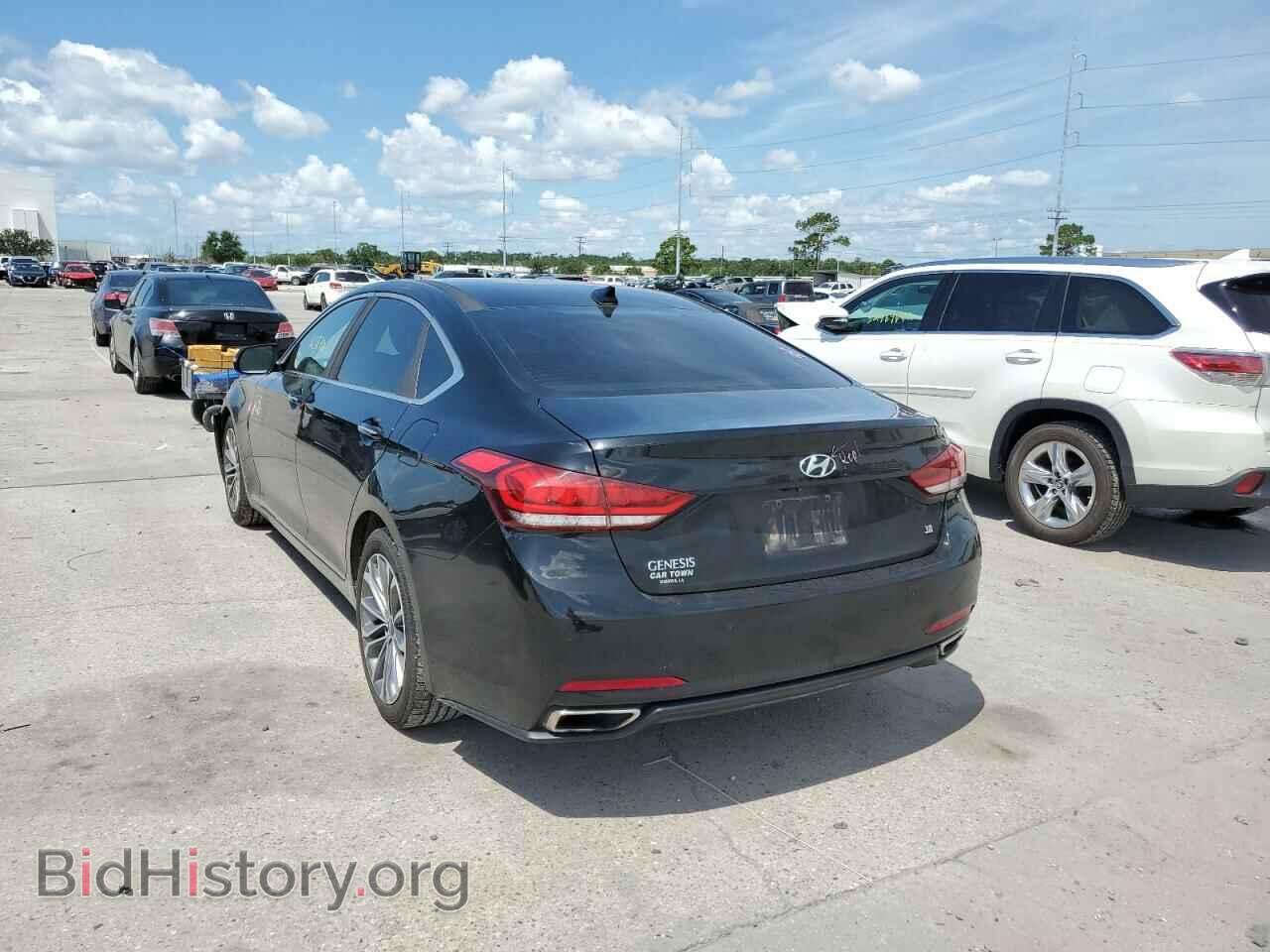 2016 HYUNDAI GENESIS - VIN: KMHGN4JE8GU112593 - Фото 3