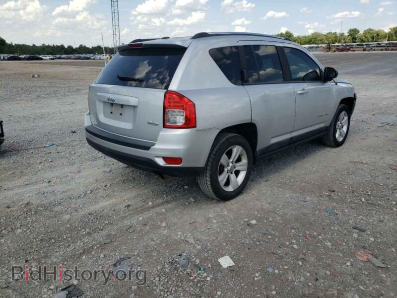 2011 Jeep COMPASS (VIN 1J4NT1FB7BD224660) — photo 4 of 10