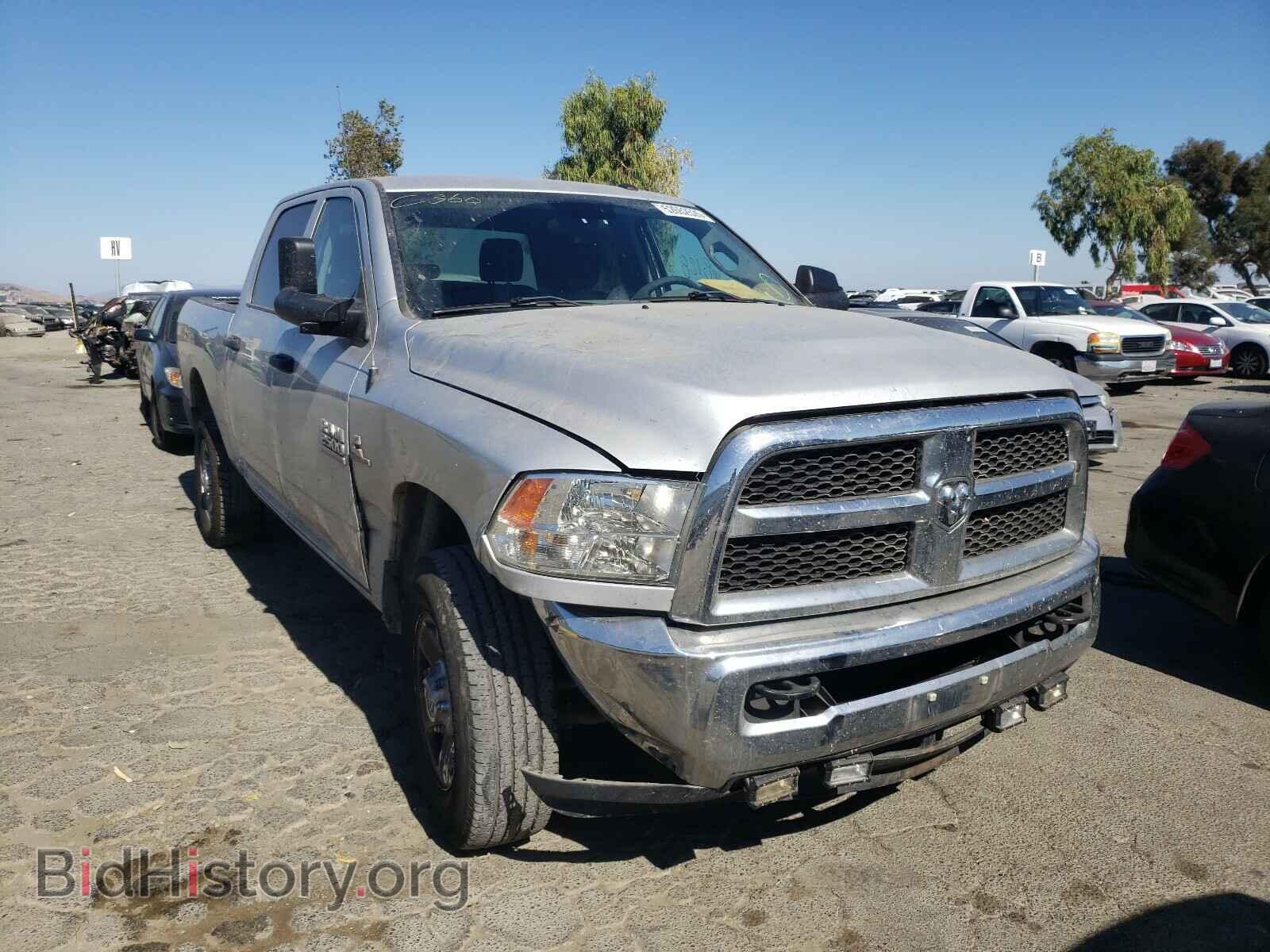 Photo 3C6UR5CL2HG503182 - RAM 2500 2017