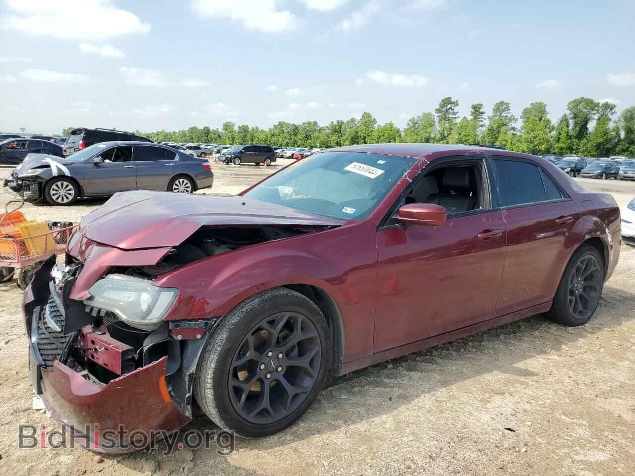 Фотография 2C3CCABG0KH686600 - CHRYSLER 300 2019