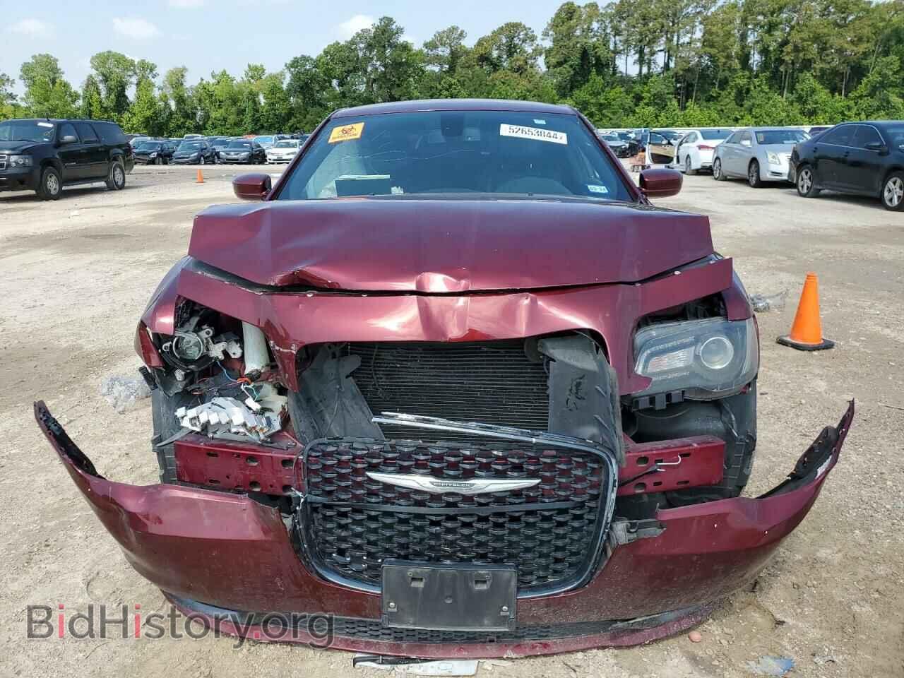 2019 CHRYSLER 300 - VIN: 2C3CCABG0KH686600 - Фото 5