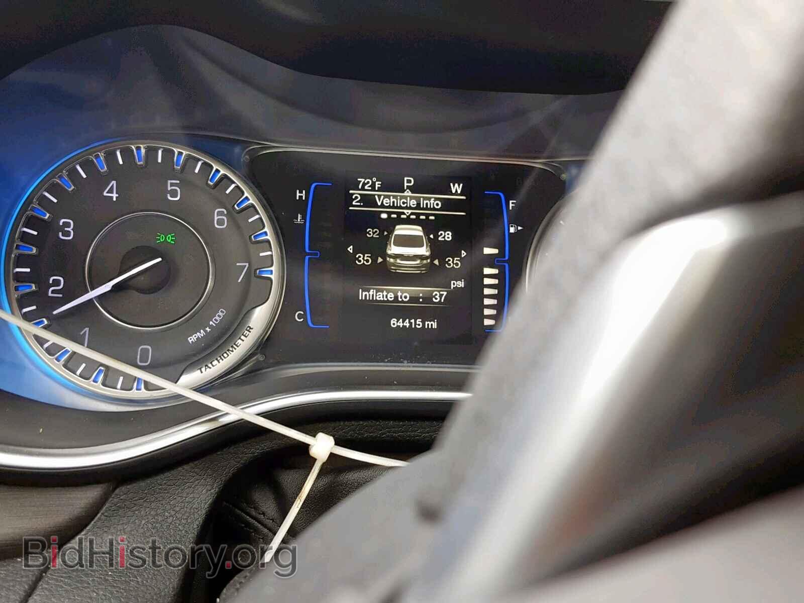 2016 CHRYSLER 200 - VIN: 1C3CCCAB0GN108223 - Фото 8