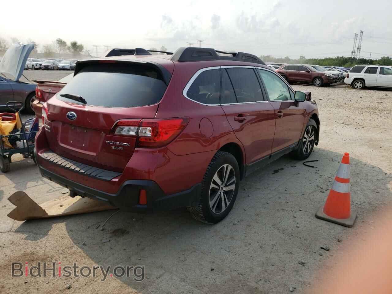 2018 SUBARU OUTBACK - VIN: 4S4BSEKC0J3334287 - Фото 3