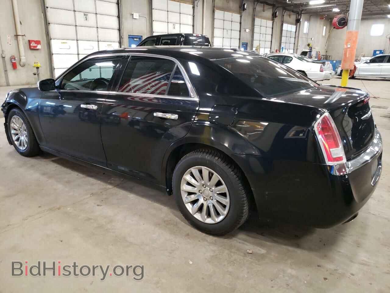 2013 CHRYSLER 300 - VIN: 2C3CCAAG5DH510081 - Photo 2