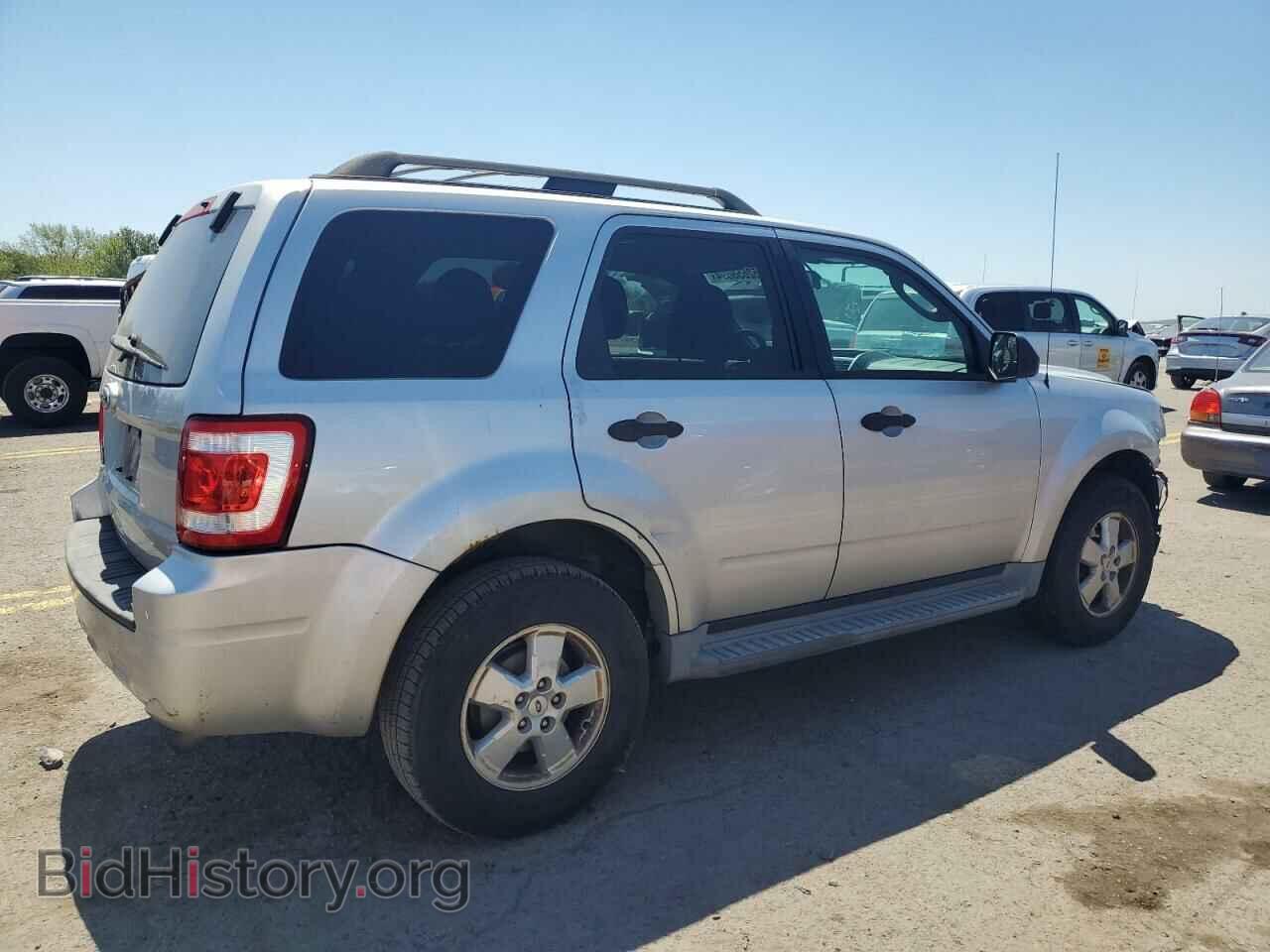 2010 FORD ESCAPE - VIN: 1FMCU9D72AKB81343 - Фото 3