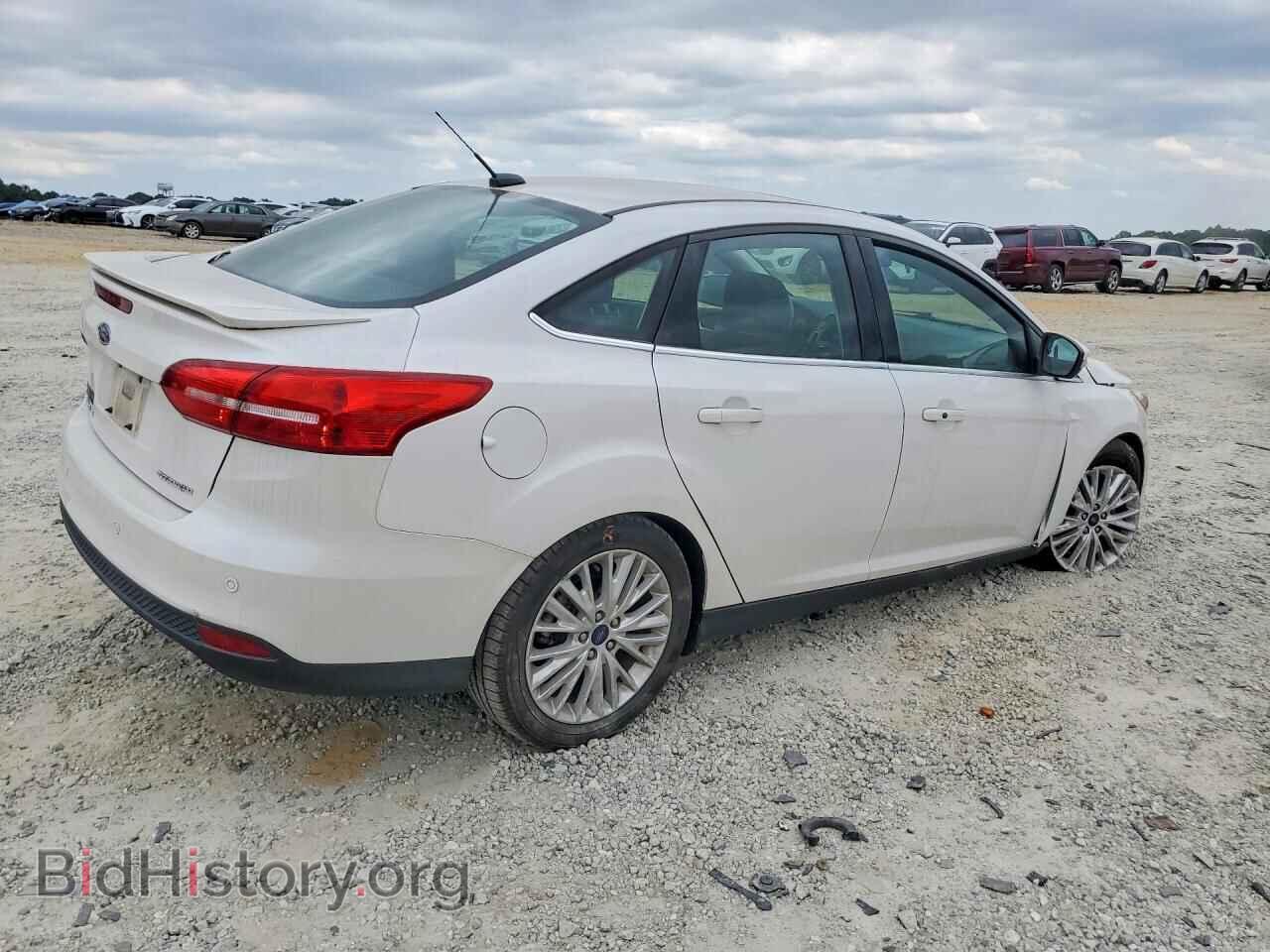 2017 FORD FOCUS - VIN: 1FADP3J2XHL241322 - Фото 3