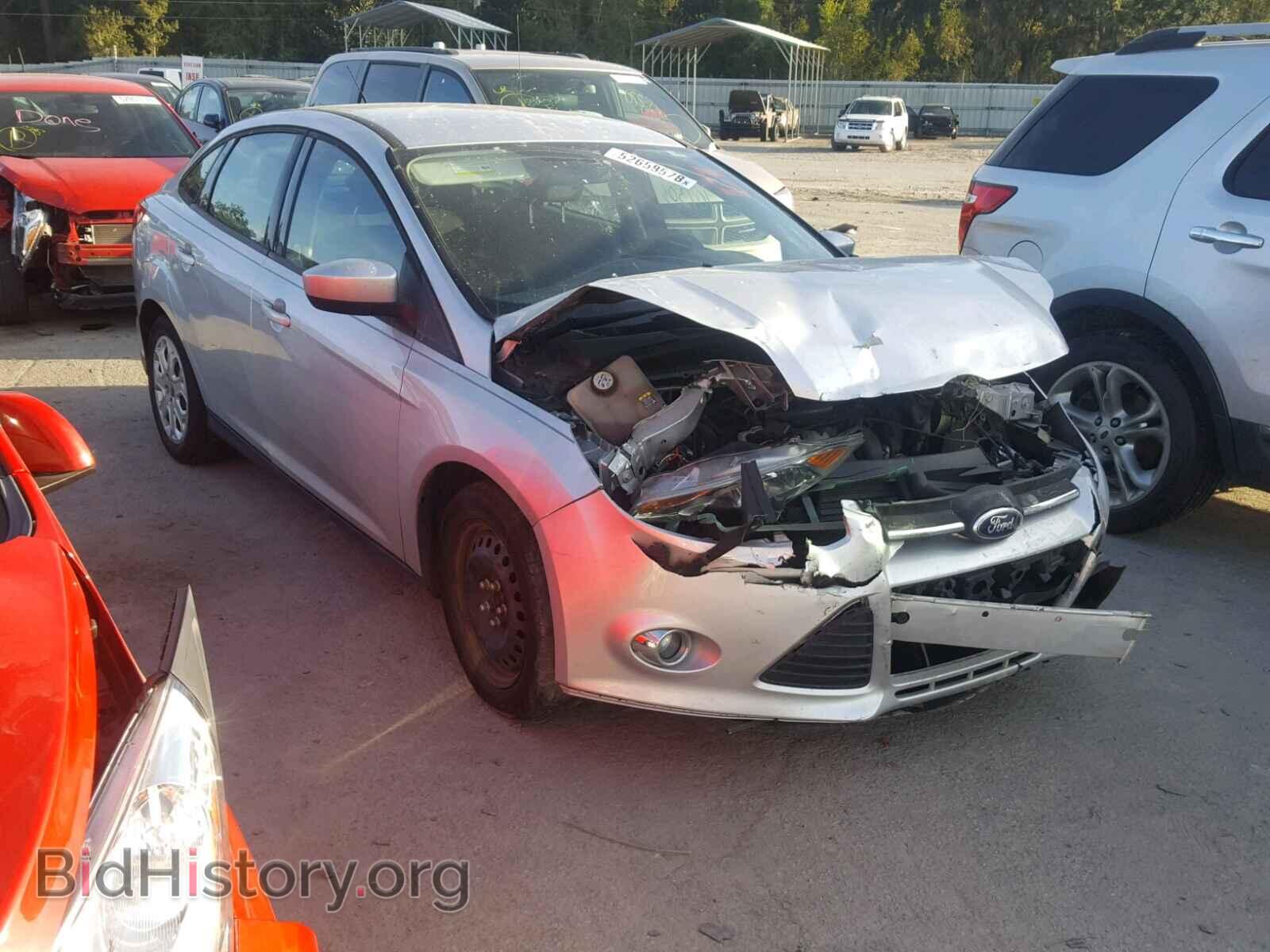 Photo 1FAHP3F24CL260239 - FORD FOCUS 2012