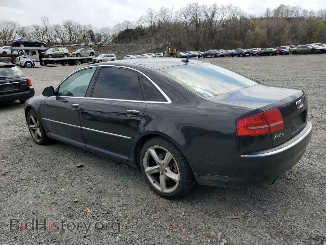 2010 AUDI A8 - VIN: WAURVAFA8AN008606 - Photo 2