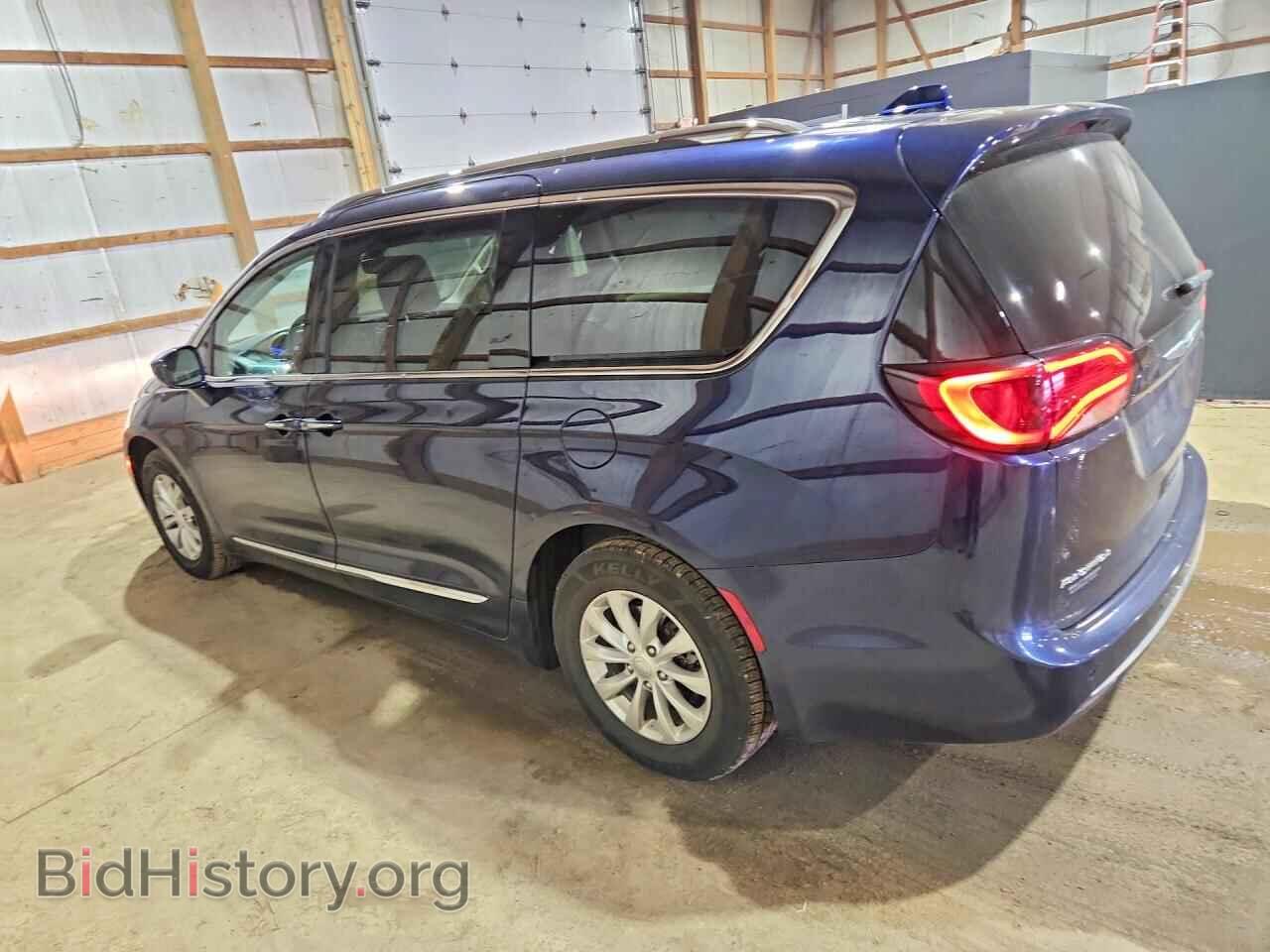 2018 CHRYSLER PACIFICA - VIN: 2C4RC1BG0JR127630 - Photo 2