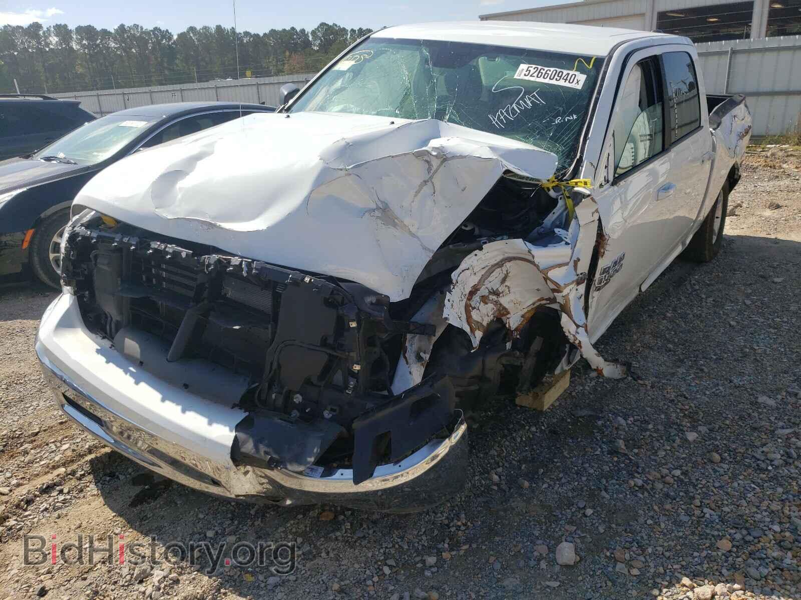 2020 RAM 1500 CLASS - VIN: 1C6RR6TT6LS102974 - Фото 2