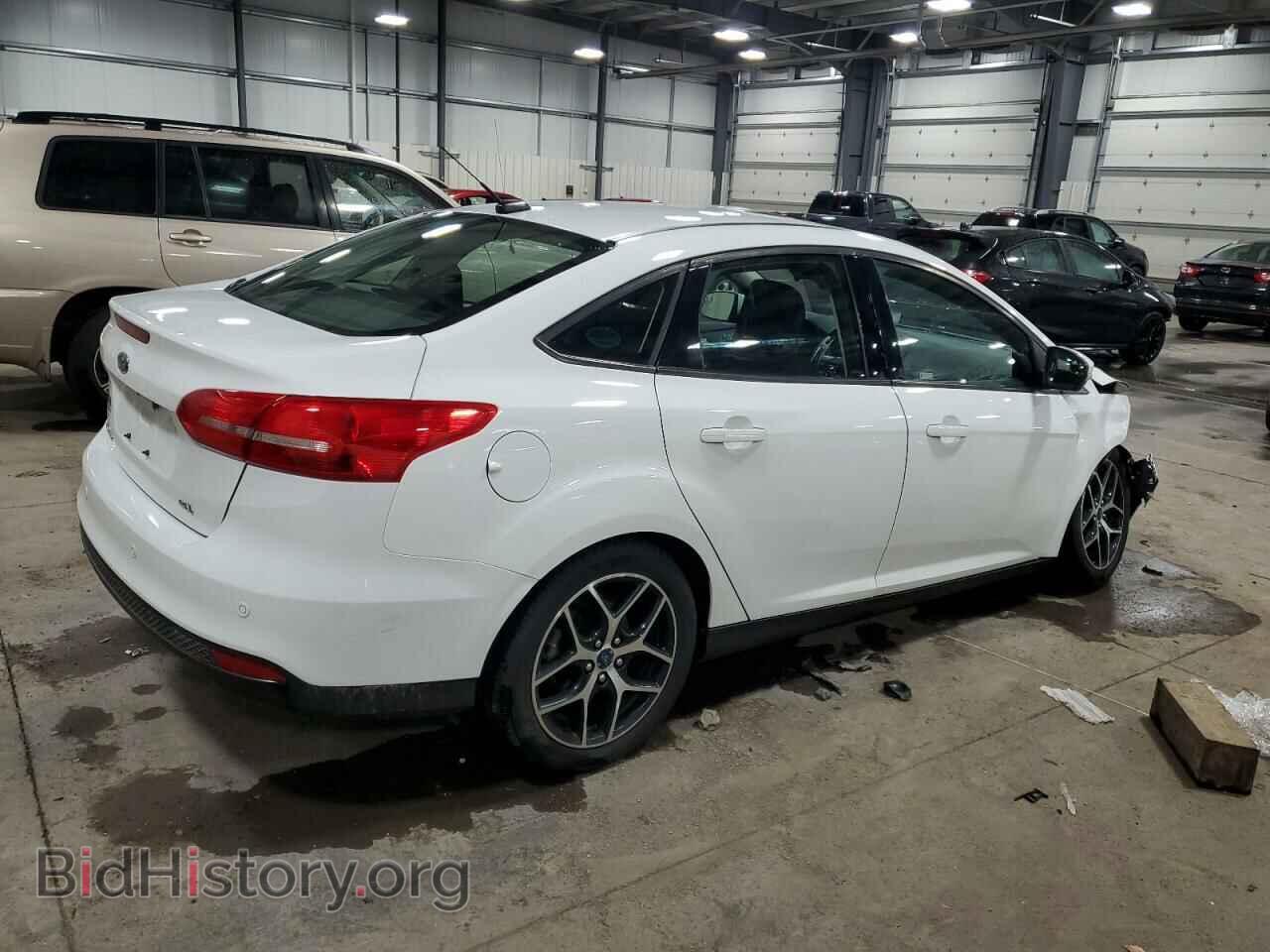 2017 FORD FOCUS - VIN: 1FADP3H28HL220782 - Фото 3