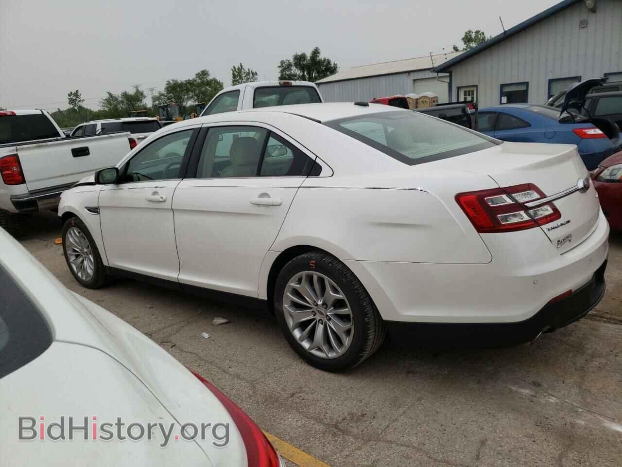 2018 FORD TAURUS - VIN: 1FAHP2F85JG127462 - Фото 2