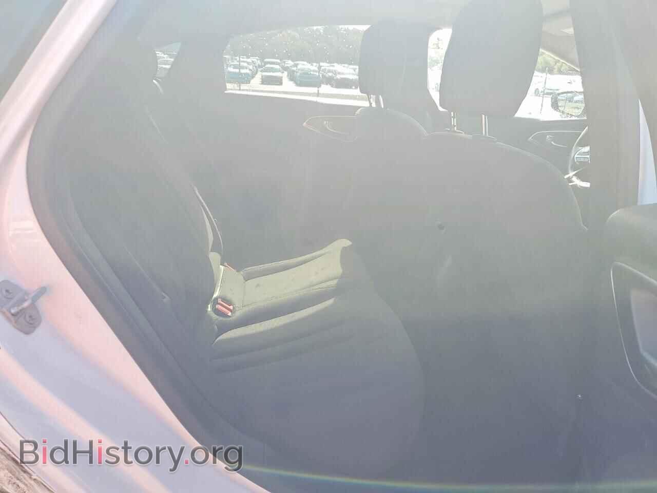 2015 CHRYSLER 200 - VIN: 1C3CCCAB6FN637979 - Photo 10